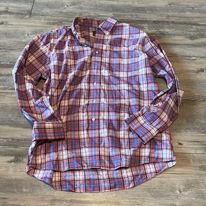Men’s tailored fit dress shirt